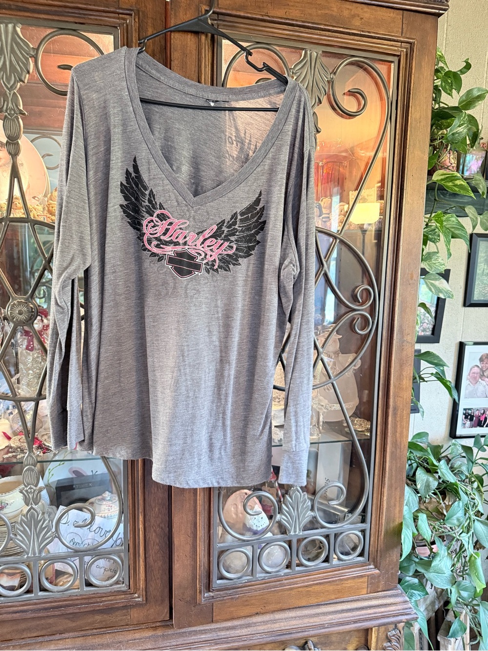 Harley-Davidson Gray V-Neck Long Sleeve Tee with Pink Logo